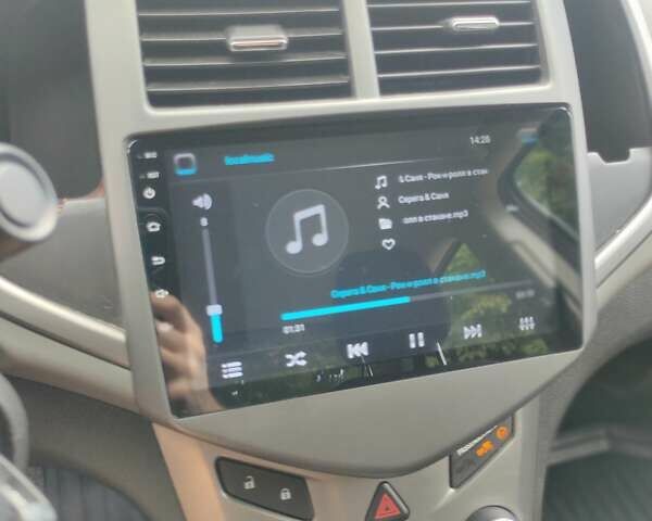 Серый Шевроле Авео, объемом двигателя 1.4 л и пробегом 168 тыс. км за 5900 $, фото 3 на Automoto.ua