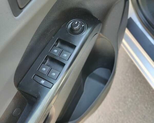 Серый Шевроле Авео, объемом двигателя 1.4 л и пробегом 168 тыс. км за 5900 $, фото 10 на Automoto.ua