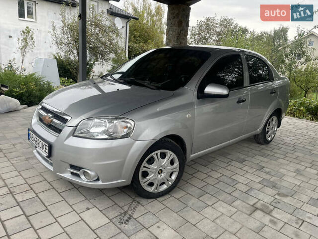 Сірий Шевроле Авео, об'ємом двигуна 1.5 л та пробігом 139 тис. км за 3899 $, фото 2 на Automoto.ua
