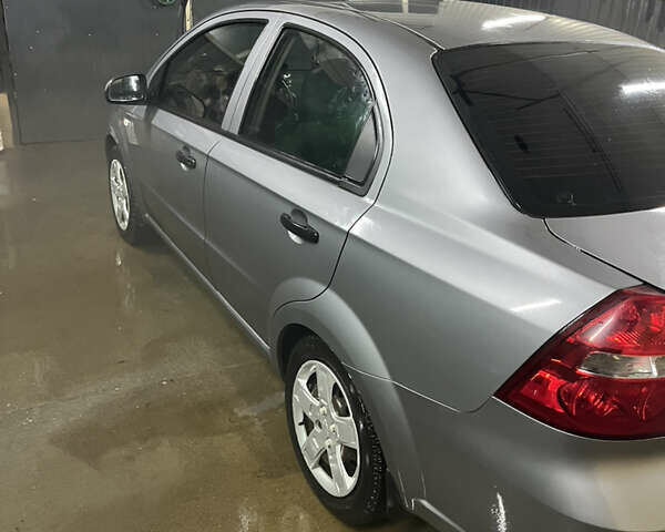 Сірий Шевроле Авео, об'ємом двигуна 1.5 л та пробігом 183 тис. км за 4000 $, фото 15 на Automoto.ua