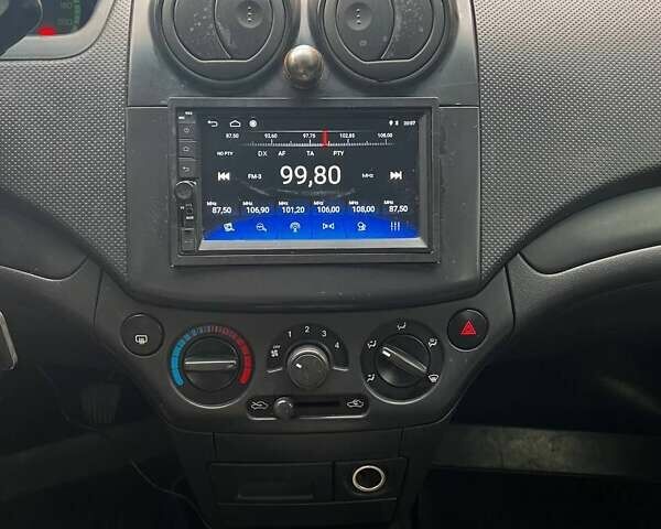 Серый Шевроле Авео, объемом двигателя 1.5 л и пробегом 292 тыс. км за 3450 $, фото 15 на Automoto.ua