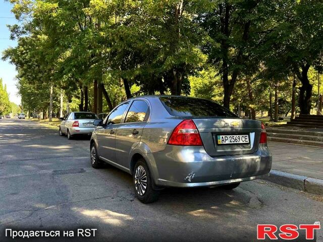Сірий Шевроле Авео, об'ємом двигуна 1.5 л та пробігом 344 тис. км за 3500 $, фото 4 на Automoto.ua