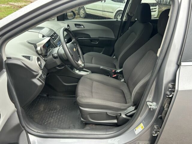 Сірий Шевроле Авео, об'ємом двигуна 1.6 л та пробігом 42 тис. км за 7900 $, фото 16 на Automoto.ua