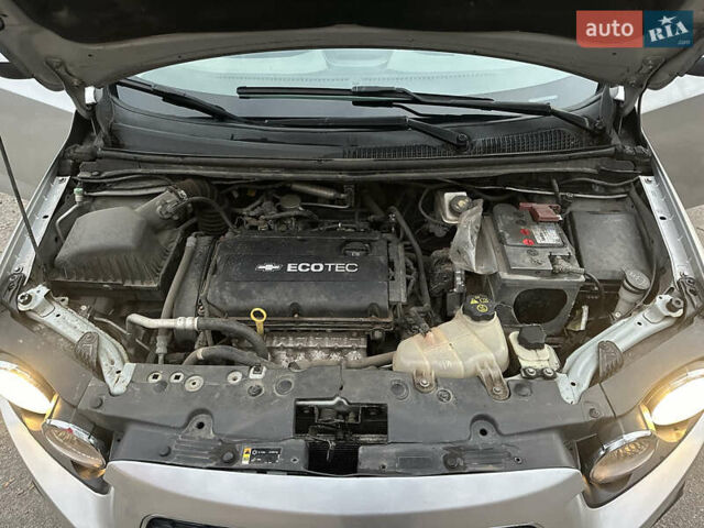 Серый Шевроле Авео, объемом двигателя 1.6 л и пробегом 79 тыс. км за 4650 $, фото 7 на Automoto.ua