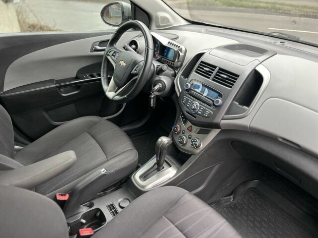 Сірий Шевроле Авео, об'ємом двигуна 1.6 л та пробігом 42 тис. км за 7900 $, фото 23 на Automoto.ua
