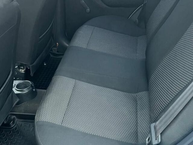 Сірий Шевроле Авео, об'ємом двигуна 1.5 л та пробігом 150 тис. км за 4800 $, фото 5 на Automoto.ua