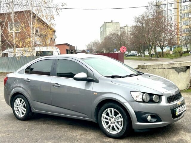 Сірий Шевроле Авео, об'ємом двигуна 1.6 л та пробігом 42 тис. км за 7900 $, фото 3 на Automoto.ua