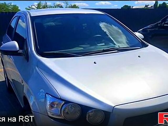 Серый Шевроле Авео, объемом двигателя 1.6 л и пробегом 98 тыс. км за 6900 $, фото 2 на Automoto.ua