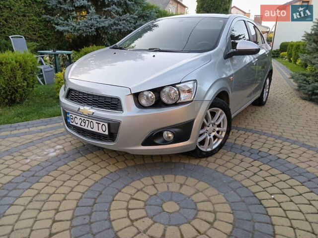 Серый Шевроле Авео, объемом двигателя 1.6 л и пробегом 84 тыс. км за 5000 $, фото 2 на Automoto.ua