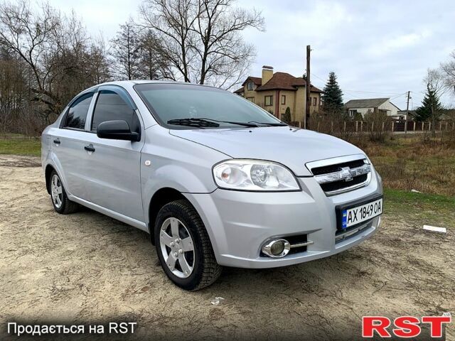 Серый Шевроле Авео, объемом двигателя 1.5 л и пробегом 185 тыс. км за 4000 $, фото 2 на Automoto.ua