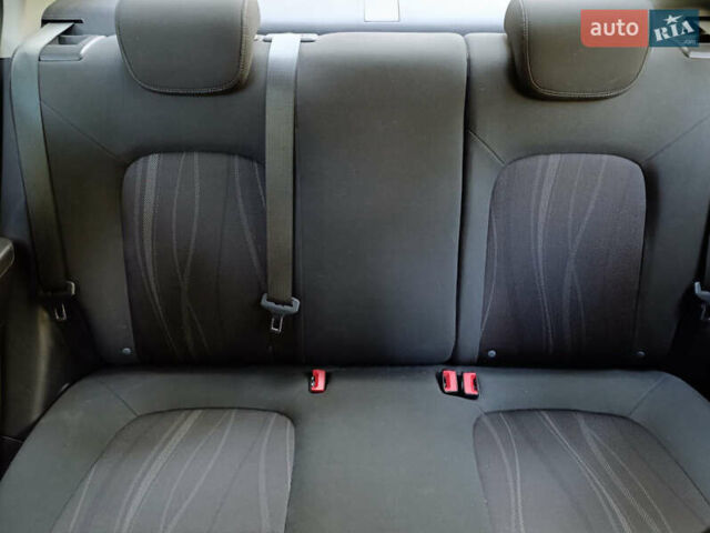 Серый Шевроле Авео, объемом двигателя 1.6 л и пробегом 143 тыс. км за 7000 $, фото 11 на Automoto.ua