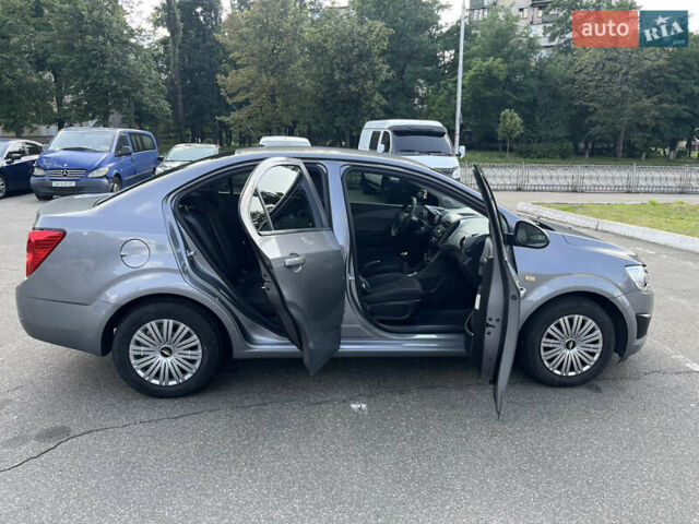 Серый Шевроле Авео, объемом двигателя 1.6 л и пробегом 170 тыс. км за 6800 $, фото 8 на Automoto.ua