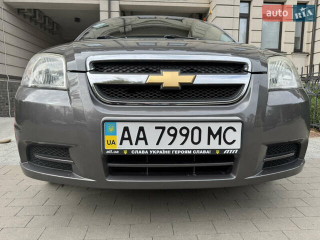 Серый Шевроле Авео, объемом двигателя 1.5 л и пробегом 63 тыс. км за 5500 $, фото 18 на Automoto.ua