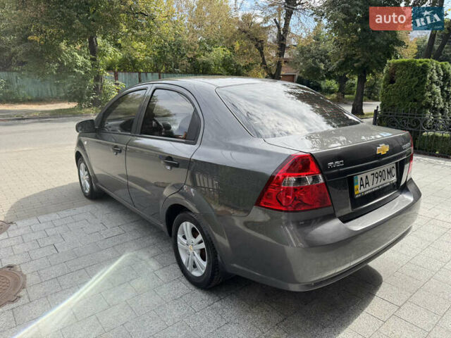 Серый Шевроле Авео, объемом двигателя 1.5 л и пробегом 63 тыс. км за 5500 $, фото 13 на Automoto.ua