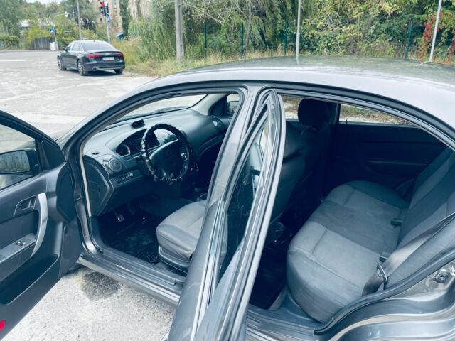 Серый Шевроле Авео, объемом двигателя 1.5 л и пробегом 299 тыс. км за 3200 $, фото 15 на Automoto.ua