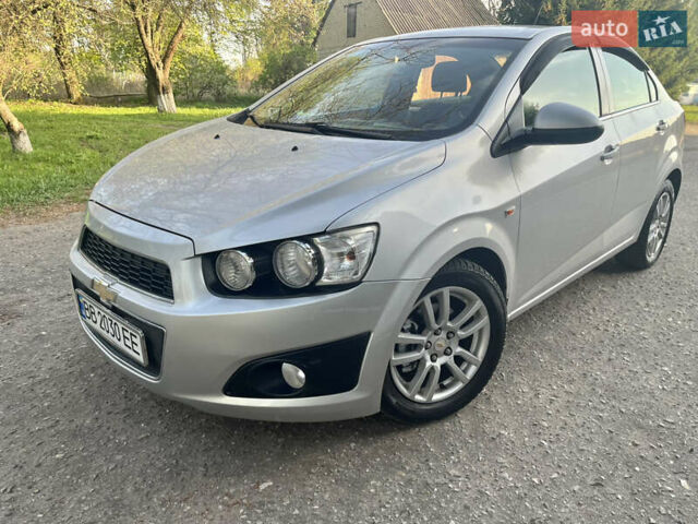 Серый Шевроле Авео, объемом двигателя 1.6 л и пробегом 168 тыс. км за 5499 $, фото 4 на Automoto.ua