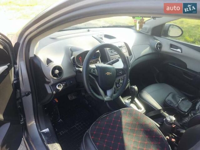Серый Шевроле Авео, объемом двигателя 1.6 л и пробегом 150 тыс. км за 6800 $, фото 6 на Automoto.ua