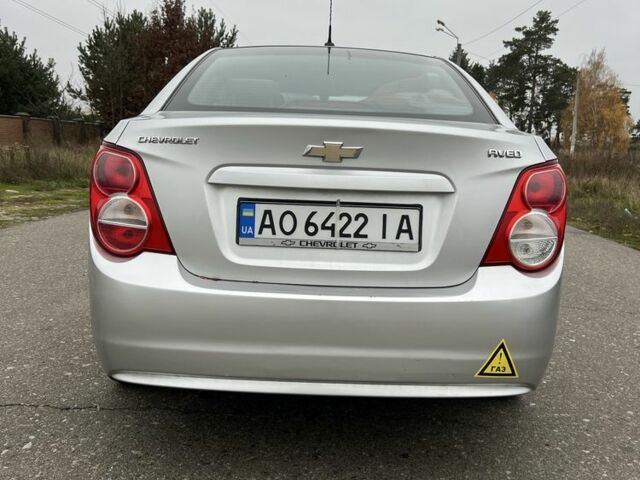 Серый Шевроле Авео, объемом двигателя 1.6 л и пробегом 273 тыс. км за 4300 $, фото 4 на Automoto.ua