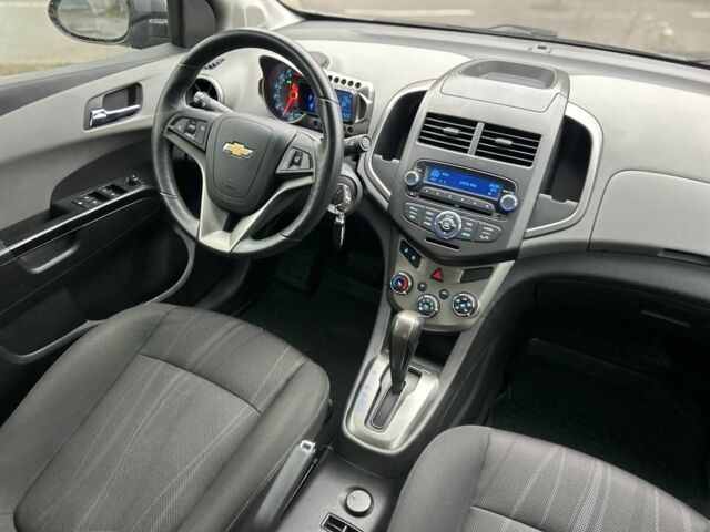 Сірий Шевроле Авео, об'ємом двигуна 1.6 л та пробігом 42 тис. км за 7900 $, фото 18 на Automoto.ua