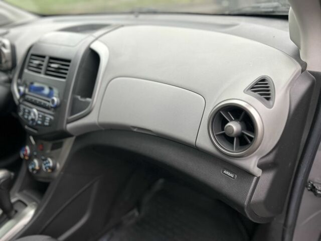 Сірий Шевроле Авео, об'ємом двигуна 1.6 л та пробігом 42 тис. км за 7900 $, фото 21 на Automoto.ua