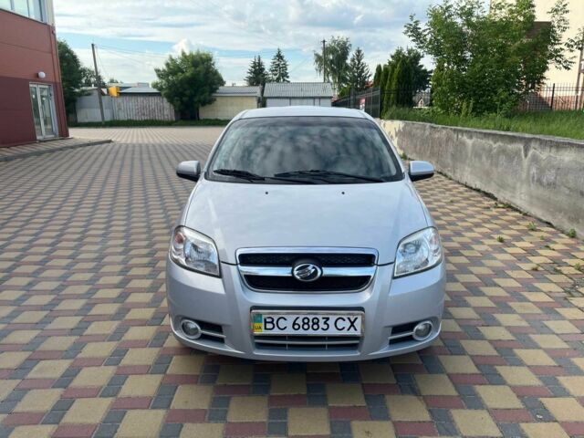 Сірий Шевроле Авео, об'ємом двигуна 1.5 л та пробігом 113 тис. км за 4500 $, фото 2 на Automoto.ua