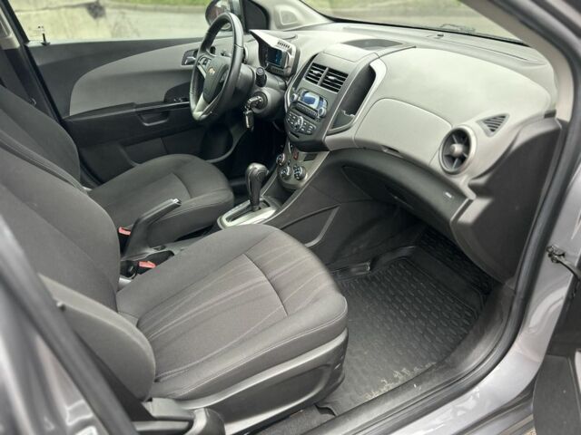 Сірий Шевроле Авео, об'ємом двигуна 1.6 л та пробігом 42 тис. км за 7900 $, фото 20 на Automoto.ua