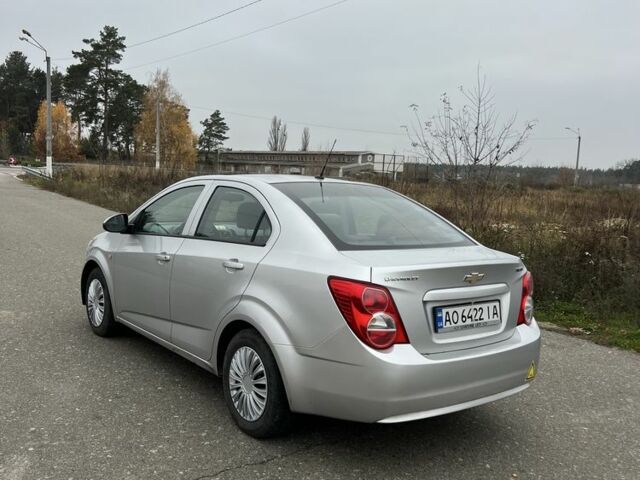 Серый Шевроле Авео, объемом двигателя 1.6 л и пробегом 273 тыс. км за 4300 $, фото 5 на Automoto.ua