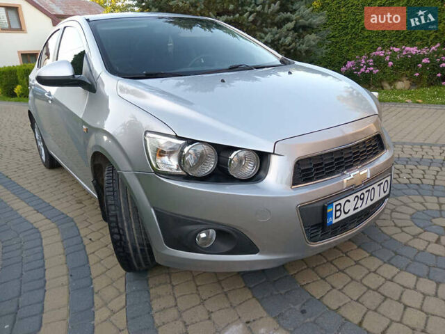 Серый Шевроле Авео, объемом двигателя 1.6 л и пробегом 84 тыс. км за 5000 $, фото 5 на Automoto.ua