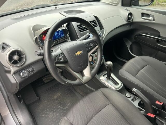 Сірий Шевроле Авео, об'ємом двигуна 1.6 л та пробігом 42 тис. км за 7900 $, фото 17 на Automoto.ua