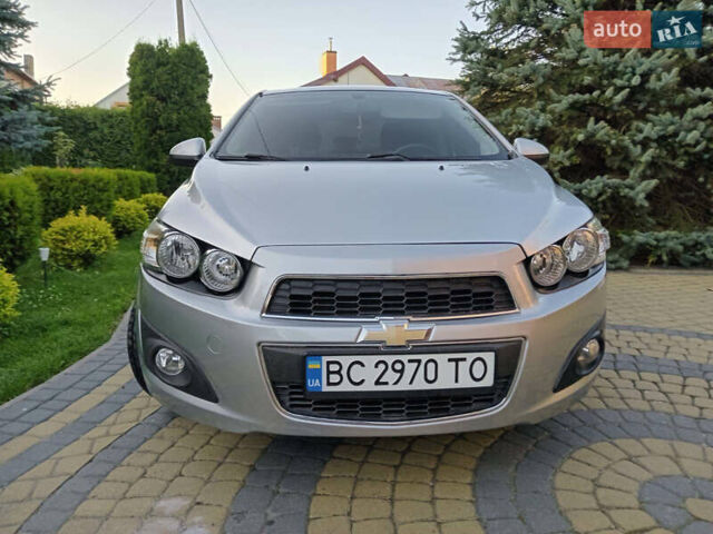 Серый Шевроле Авео, объемом двигателя 1.6 л и пробегом 84 тыс. км за 5000 $, фото 4 на Automoto.ua
