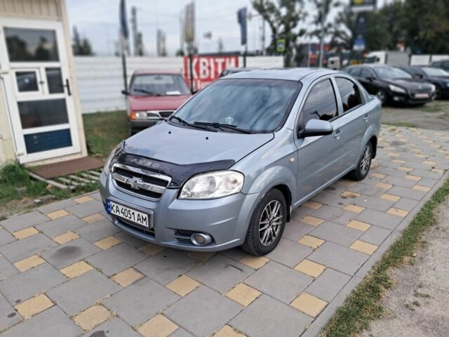 Серый Шевроле Авео, объемом двигателя 1.4 л и пробегом 210 тыс. км за 3000 $, фото 1 на Automoto.ua