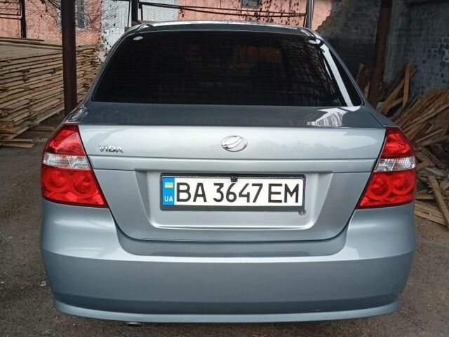 Сірий Шевроле Авео, об'ємом двигуна 1 л та пробігом 160 тис. км за 4200 $, фото 1 на Automoto.ua