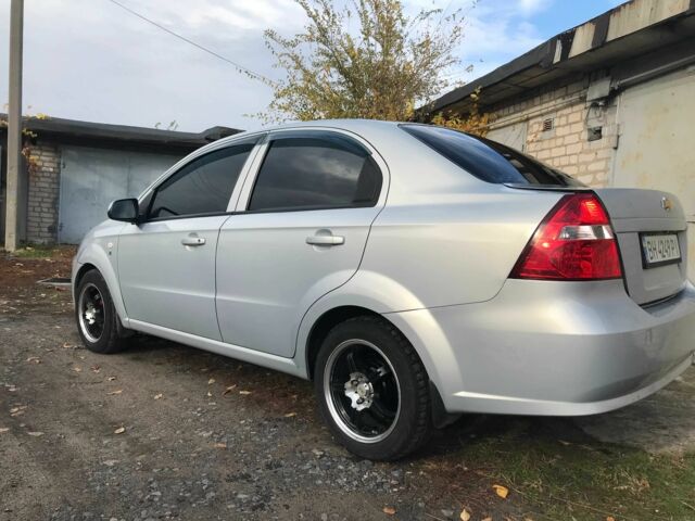 Шевроле Авео 2013 в Павлограде на Automoto.ua Серый Шевроле Авео, объемом двигателя 1.5 л и пробегом 165 тыс. км за 3900 $, фото 5 на Automoto.ua