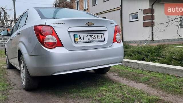 Серый Шевроле Авео, объемом двигателя 1.4 л и пробегом 130 тыс. км за 5900 $, фото 8 на Automoto.ua