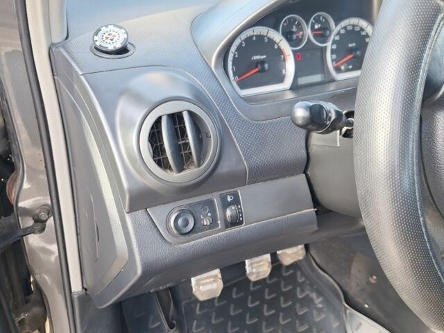 Серый Шевроле Авео, объемом двигателя 1.5 л и пробегом 113 тыс. км за 4000 $, фото 4 на Automoto.ua