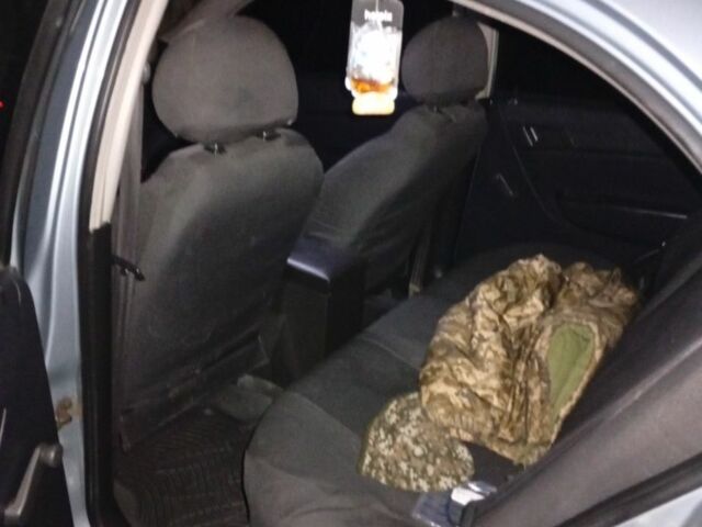 Сірий Шевроле Авео, об'ємом двигуна 1 л та пробігом 160 тис. км за 4200 $, фото 7 на Automoto.ua