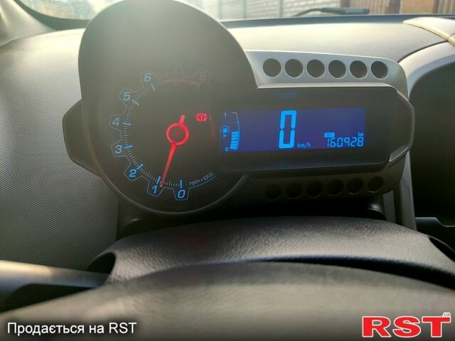Серый Шевроле Авео, объемом двигателя 1.4 л и пробегом 141 тыс. км за 6200 $, фото 13 на Automoto.ua