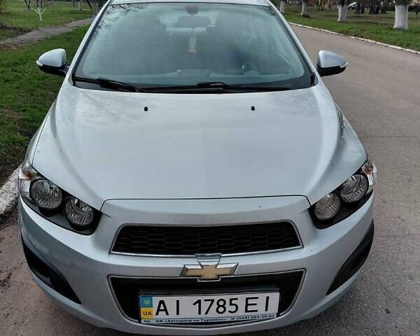 Серый Шевроле Авео, объемом двигателя 1.4 л и пробегом 130 тыс. км за 5900 $, фото 4 на Automoto.ua