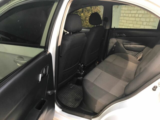 Шевроле Авео 2013 в Павлограде на Automoto.ua Серый Шевроле Авео, объемом двигателя 1.5 л и пробегом 165 тыс. км за 3900 $, фото 13 на Automoto.ua