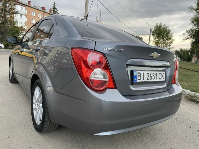 Серый Шевроле Авео, объемом двигателя 1.6 л и пробегом 143 тыс. км за 5600 $, фото 17 на Automoto.ua