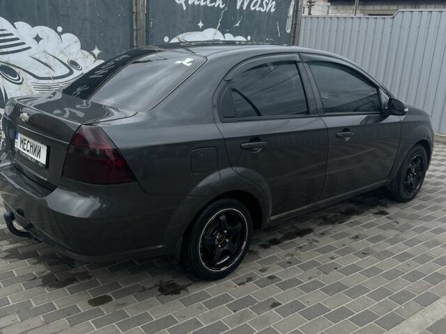 Шевроле Авео 2014 в Буче на Automoto.ua Серый Шевроле Авео, объемом двигателя 1.5 л и пробегом 200 тыс. км за 4700 $, фото 3 на Automoto.ua