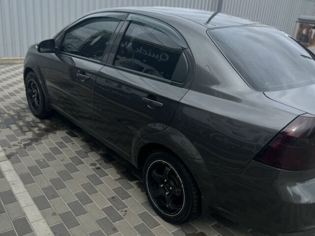 Шевроле Авео 2014 в Буче на Automoto.ua Серый Шевроле Авео, объемом двигателя 1.5 л и пробегом 200 тыс. км за 4700 $, фото 4 на Automoto.ua