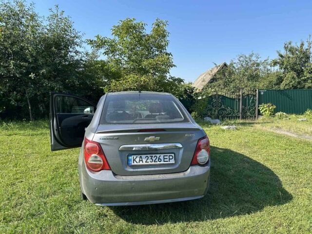 Серый Шевроле Авео, объемом двигателя 1.4 л и пробегом 196 тыс. км за 6000 $, фото 1 на Automoto.ua
