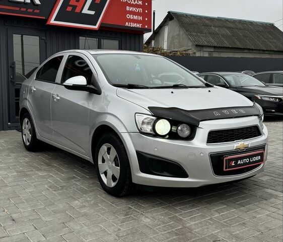 Сірий Шевроле Авео, об'ємом двигуна 1.4 л та пробігом 163 тис. км за 7500 $, фото 1 на Automoto.ua