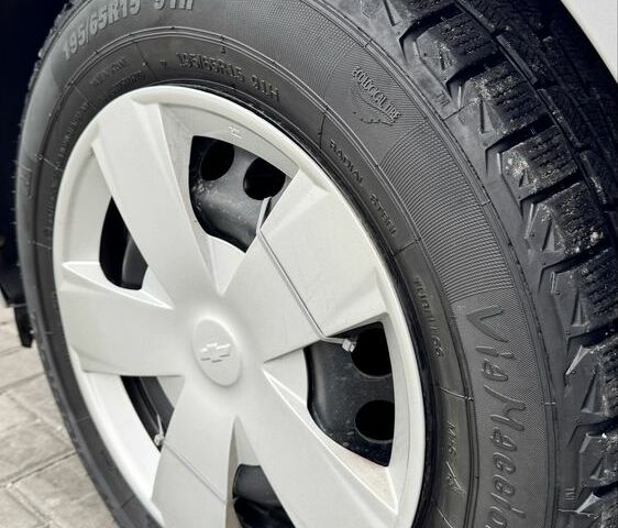 Сірий Шевроле Авео, об'ємом двигуна 1.4 л та пробігом 163 тис. км за 7500 $, фото 19 на Automoto.ua