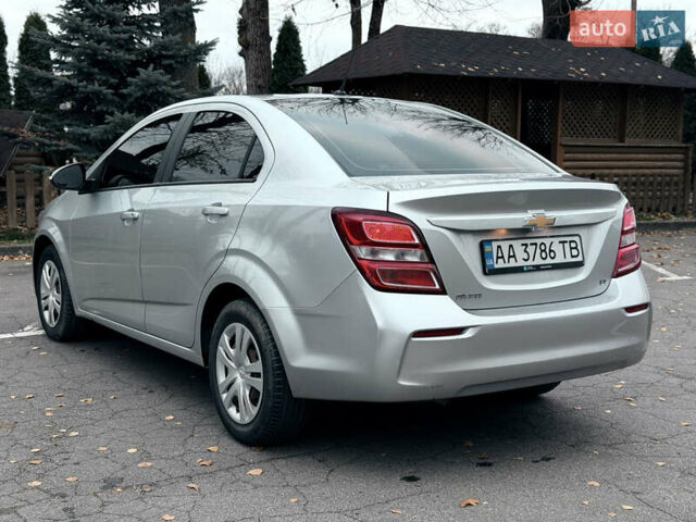 Серый Шевроле Авео, объемом двигателя 1.4 л и пробегом 69 тыс. км за 6250 $, фото 16 на Automoto.ua