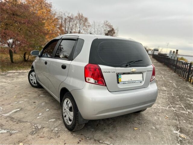 Серый Шевроле Авео, объемом двигателя 1.5 л и пробегом 143 тыс. км за 2990 $, фото 3 на Automoto.ua