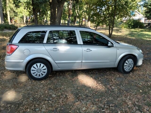 Серый Шевроле Авео, объемом двигателя 1.8 л и пробегом 220 тыс. км за 4500 $, фото 2 на Automoto.ua