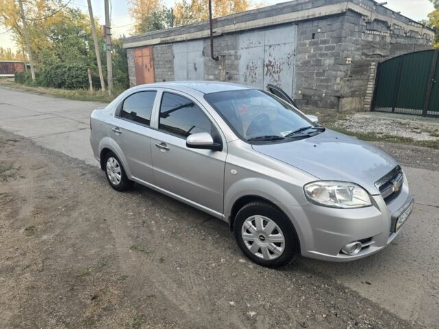 Серый Шевроле Авео, объемом двигателя 0 л и пробегом 161 тыс. км за 4600 $, фото 9 на Automoto.ua
