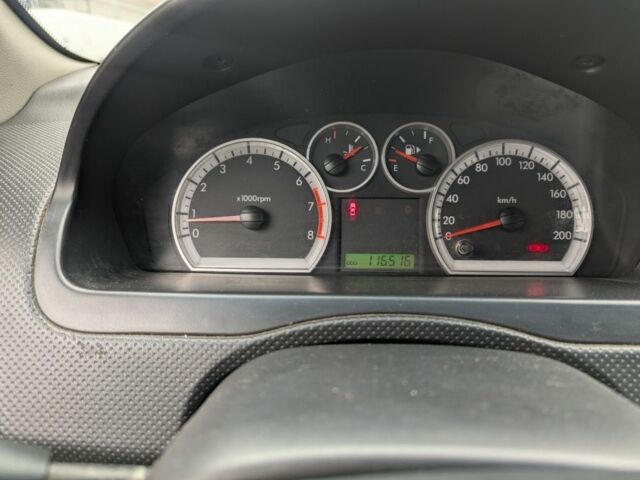 Серый Шевроле Авео, объемом двигателя 1.5 л и пробегом 116 тыс. км за 3500 $, фото 5 на Automoto.ua